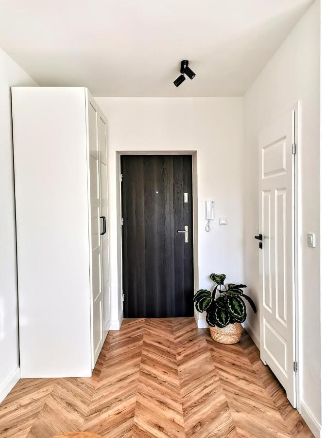 Przytulny Apartament Przy Sokolskiej - 550 Metrow Od Spodka คาโตวีตเซ ภายนอก รูปภาพ